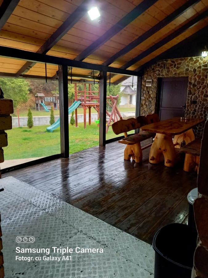 Cabana Ioana فورونيت المظهر الخارجي الصورة